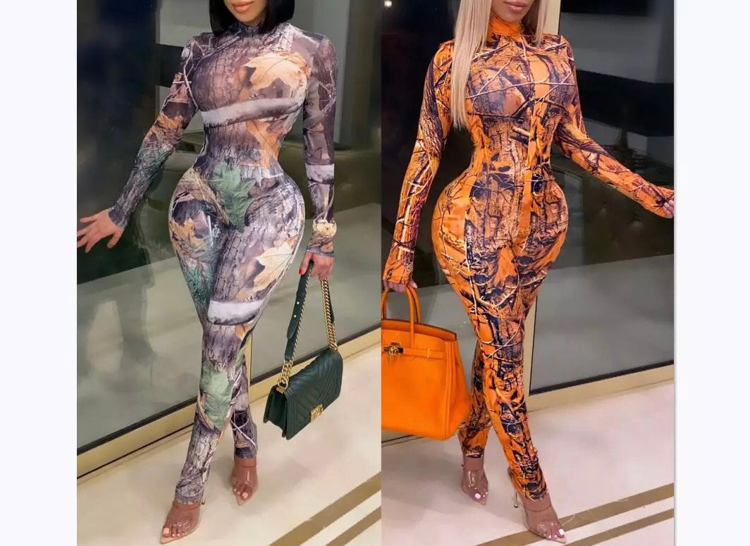 JUMPSUIT GRAPHIC PRINT